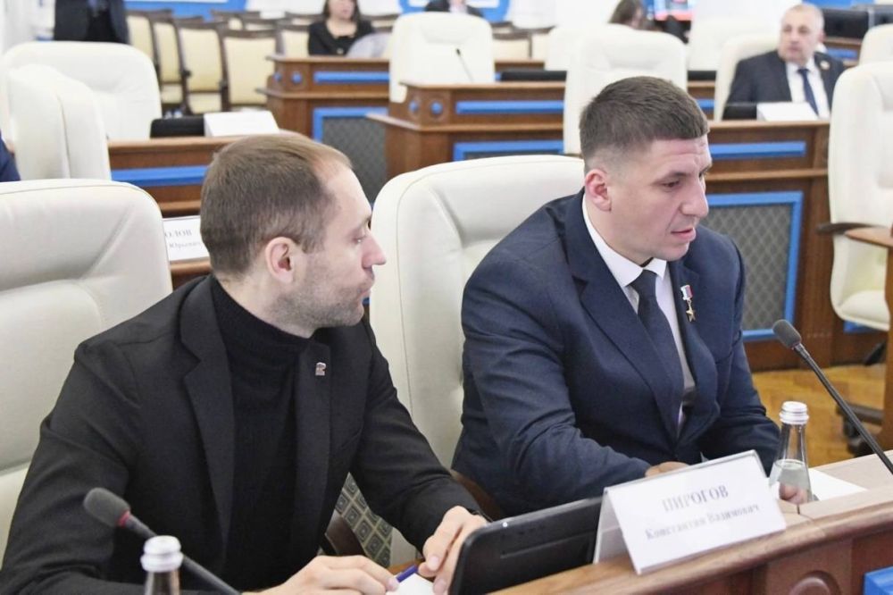 Владимир Немцев: Сегодня на пленарном заседании депутаты единогласно поддержали проекты постановлений о заключении межпарламентских соглашений с представительными органами власти Донецкой Народной Республики, Луганской... Владимир Немцев: Сегодня на пленарном заседании депутаты единогласно поддержали проекты постановлений о заключении межпарламентских соглашений с представительными органами власти Донецкой Народной Республики, Луганской...
