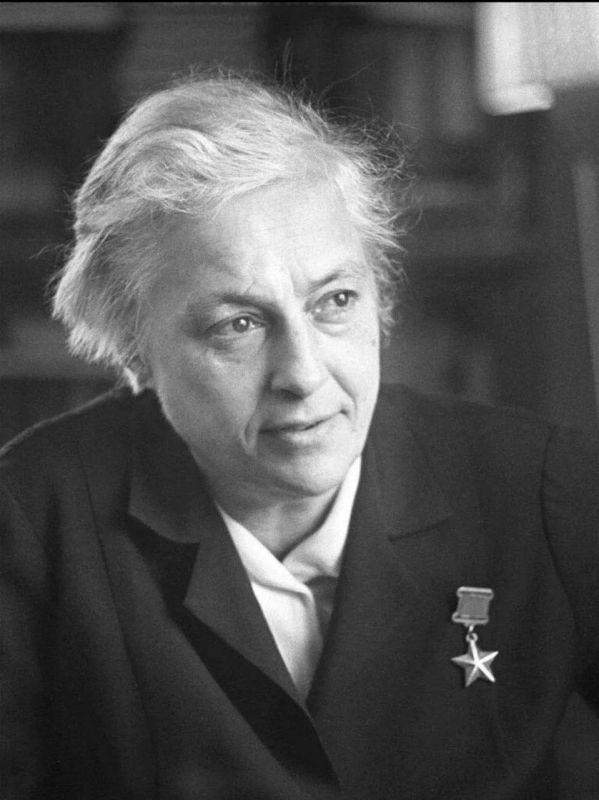 Самая успешная женщина-снайпер в мировой истории: уничтожила 309 фашистов во времена ВОВ, поставила на место американских чиновников, воспитала детей Самая успешная женщина-снайпер в мировой истории: уничтожила 309 фашистов во времена ВОВ, поставила на место американских чиновников, воспитала детей