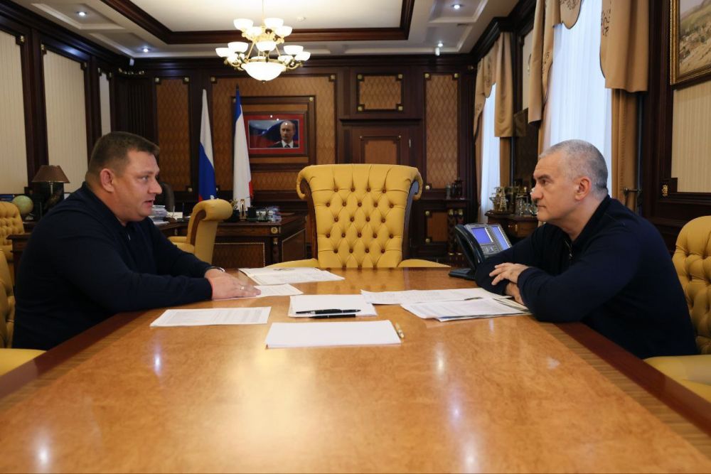 Юрий Нестеренко: Сердечно поздравляю с Днём рождения Главу Республики Крым Сергея Валерьевича Аксёнова Юрий Нестеренко: Сердечно поздравляю с Днём рождения Главу Республики Крым Сергея Валерьевича Аксёнова