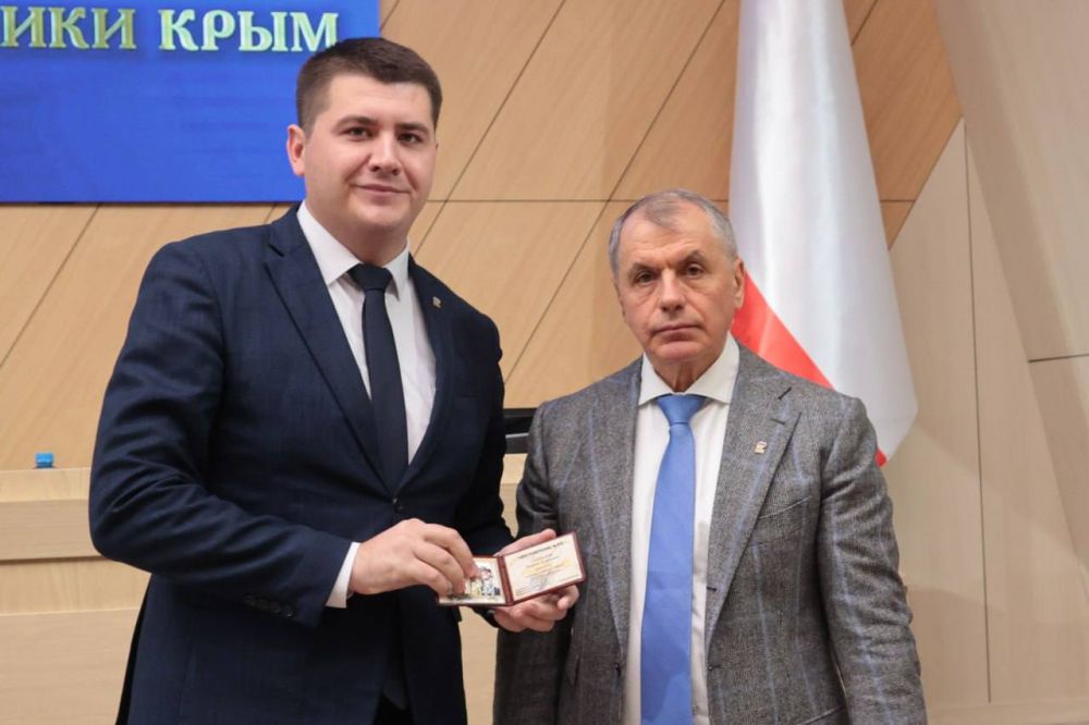 Парламент Республики Крым провел очередную сессию, рассмотрев 34 вопроса повестки дня Парламент Республики Крым провел очередную сессию, рассмотрев 34 вопроса повестки дня