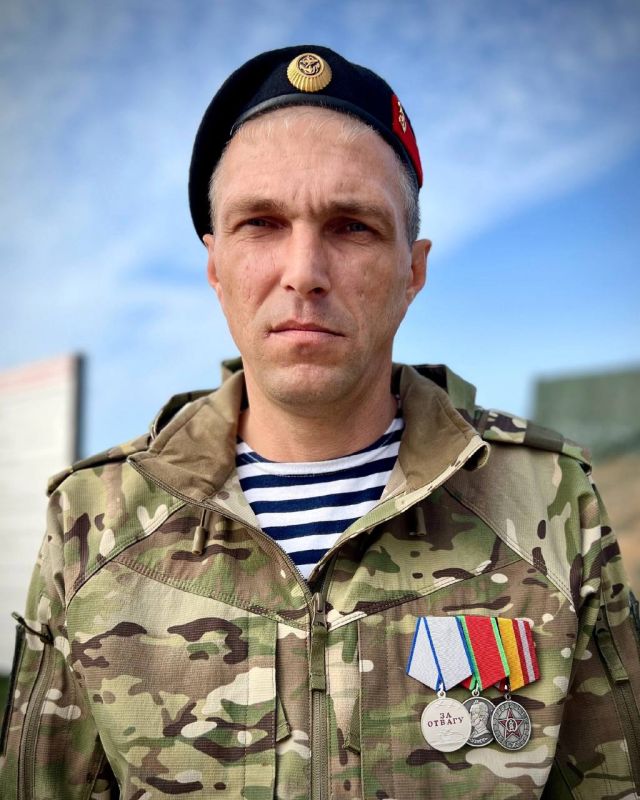 Марьяна Наумова: История морской пехоты началась в 1698 году, когда в состав экипажа русского корабля "Орёл" были включены стрельцы для захвата вражеских кораблей в абордажном бою Марьяна Наумова: История морской пехоты началась в 1698 году, когда в состав экипажа русского корабля "Орёл" были включены стрельцы для захвата вражеских кораблей в абордажном бою