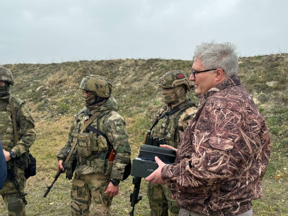 УФК по Республике Крым совместно с Народным фронтом продолжают оказывать поддержку военнослужащим, принимающим участие в Специальной военной операции УФК по Республике Крым совместно с Народным фронтом продолжают оказывать поддержку военнослужащим, принимающим участие в Специальной военной операции