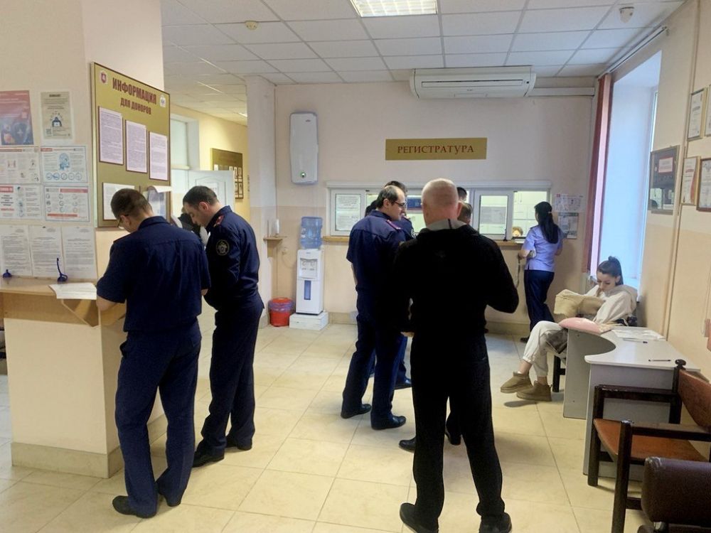 Офицеры Главного следственного управления СК России по Республике Крым и городу Севастополю провели очередную донорскую акцию Офицеры Главного следственного управления СК России по Республике Крым и городу Севастополю провели очередную донорскую акцию
