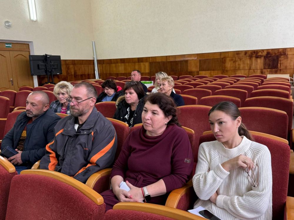 Александр Дудинов: Провел совещание с главами сельских поселений Александр Дудинов: Провел совещание с главами сельских поселений