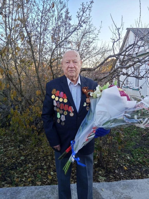 Ольга Урайкина: 92Сегодня совместно с главой администрации Бахчисарайского района Анжеликой Ястребовой, главой Почтовского сельского поселения Ларисой Буланихиной, депутатом Почтовского сельского совета Татьяной Дычко... Ольга Урайкина: 92Сегодня совместно с главой администрации Бахчисарайского района Анжеликой Ястребовой, главой Почтовского сельского поселения Ларисой Буланихиной, депутатом Почтовского сельского совета Татьяной Дычко...