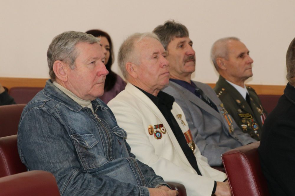 30 ноября отмечают годовщину завершения строительства гигантского саркофага над разрушенным четвертым энергоблоком Чернобыльской атомной электростанции 30 ноября отмечают годовщину завершения строительства гигантского саркофага над разрушенным четвертым энергоблоком Чернобыльской атомной электростанции