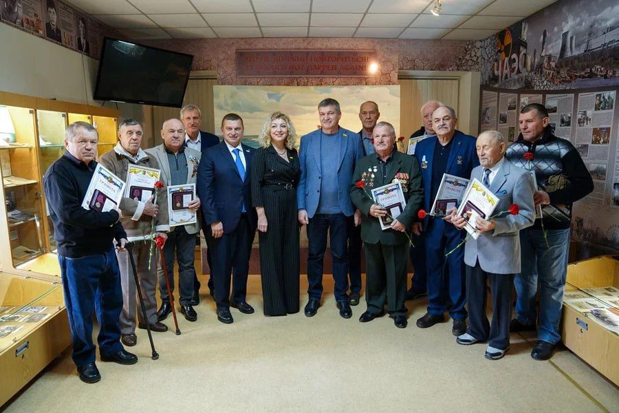 В Евпатории чествовали участников ликвидации последствий радиационных аварий и катастроф В Евпатории чествовали участников ликвидации последствий радиационных аварий и катастроф