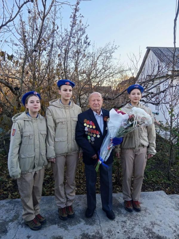 Ольга Урайкина: 92Сегодня совместно с главой администрации Бахчисарайского района Анжеликой Ястребовой, главой Почтовского сельского поселения Ларисой Буланихиной, депутатом Почтовского сельского совета Татьяной Дычко... Ольга Урайкина: 92Сегодня совместно с главой администрации Бахчисарайского района Анжеликой Ястребовой, главой Почтовского сельского поселения Ларисой Буланихиной, депутатом Почтовского сельского совета Татьяной Дычко...
