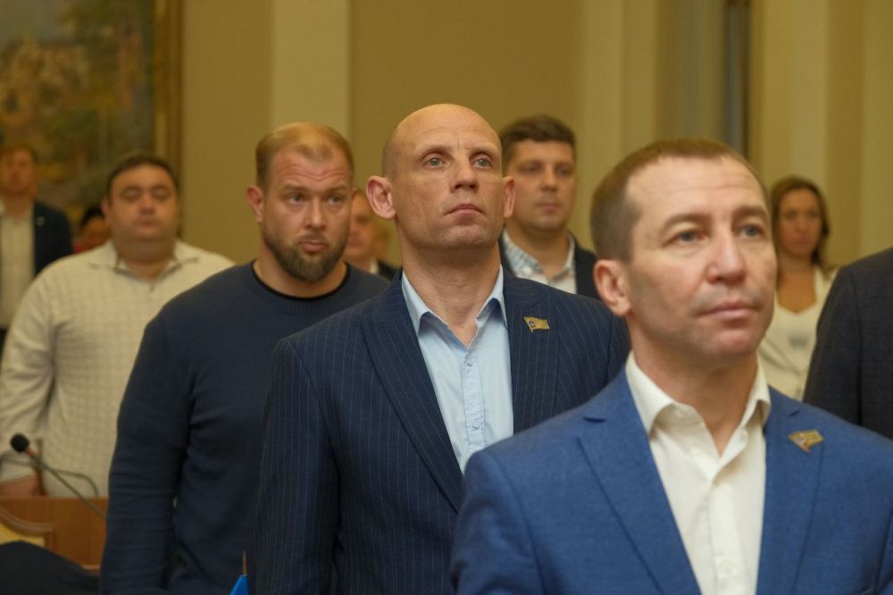 Константин Шимановский: Состоялась 4-я сессия Ялтинского городского совета! Перед рассмотрением повестки дня провёл церемонию награждения самых активных ялтинцев и молодёжь, которая отличается современным взглядом на... Константин Шимановский: Состоялась 4-я сессия Ялтинского городского совета! Перед рассмотрением повестки дня провёл церемонию награждения самых активных ялтинцев и молодёжь, которая отличается современным взглядом на...