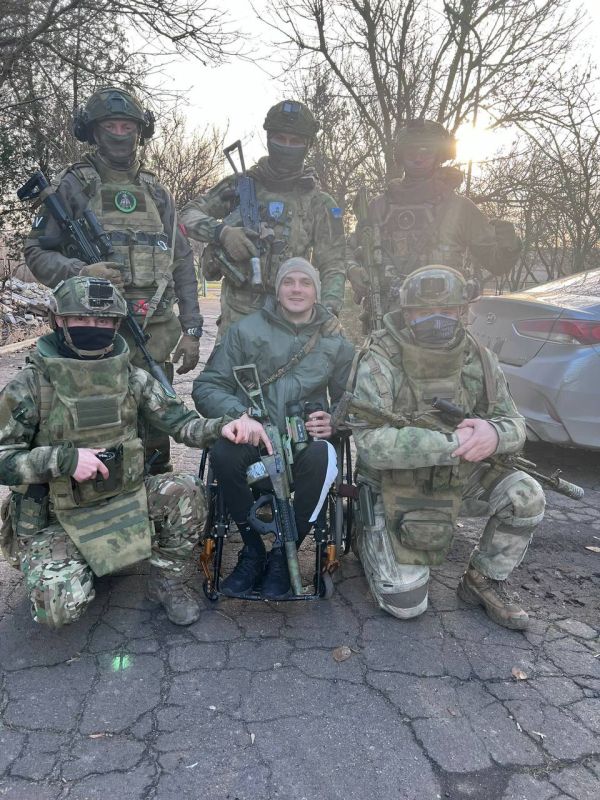 1 Получил тяжелые ранения, горел в военной машине, но выжил назло врагу 1 Получил тяжелые ранения, горел в военной машине, но выжил назло врагу