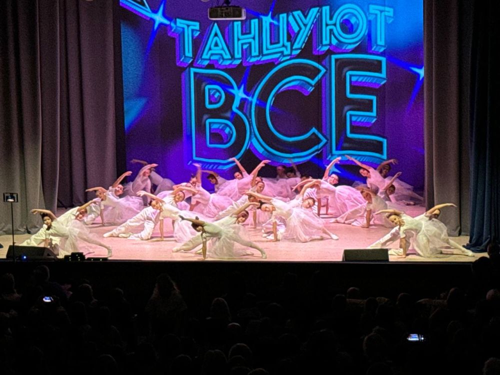Александр Дудинов: Праздник танца в Черноморском РДК - фестиваль «Танцуют все» Александр Дудинов: Праздник танца в Черноморском РДК - фестиваль «Танцуют все»