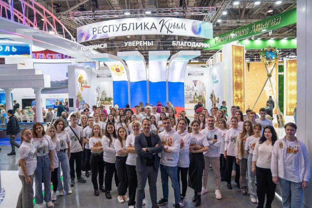 Альберт Куршутов: Поздравляю Государственный комитет молодежной политики Республики Крым с пятилетним юбилеем! Альберт Куршутов: Поздравляю Государственный комитет молодежной политики Республики Крым с пятилетним юбилеем!