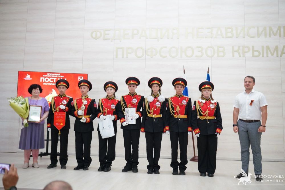 ЯРКИЕ СОБЫТИЯ ЗА 5 ЛЕТ. За эти годы мы прошли очень многое, мы создавали новые проекты и возрождали традиции. Сегодня мы будем вспоминать самые яркие и значимые события! Региональный патриотический проект «Вахта Памяти... ЯРКИЕ СОБЫТИЯ ЗА 5 ЛЕТ. За эти годы мы прошли очень многое, мы создавали новые проекты и возрождали традиции. Сегодня мы будем вспоминать самые яркие и значимые события! Региональный патриотический проект «Вахта Памяти...