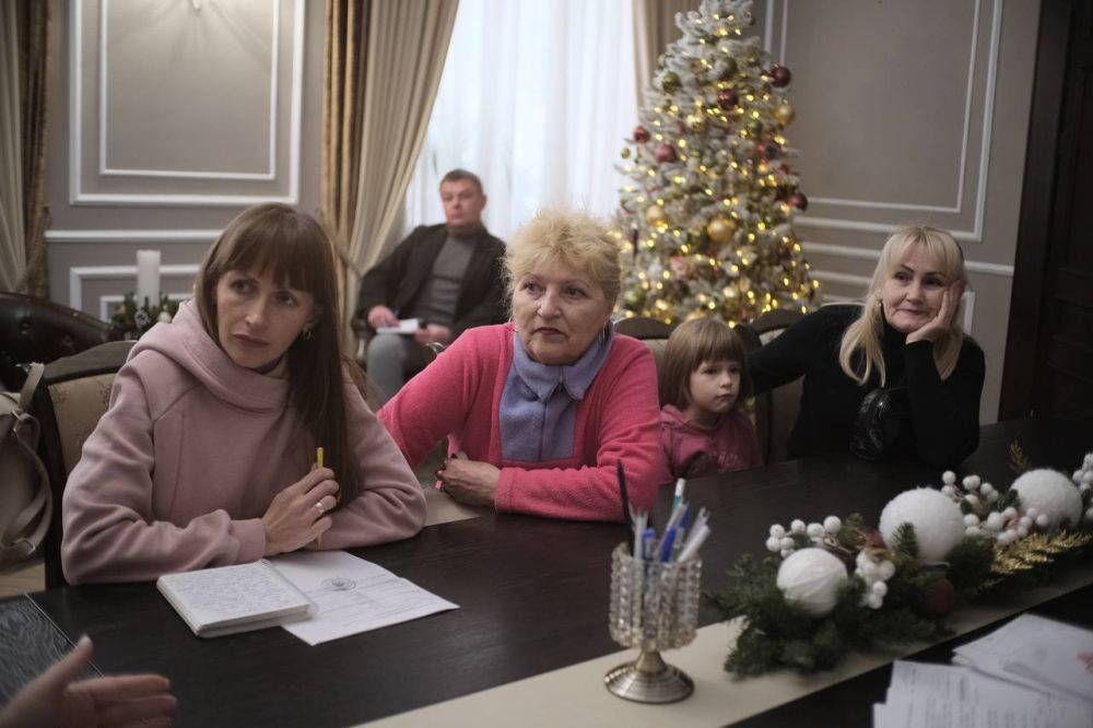 Янина Павленко: Новую неделю начала с приёма граждан Янина Павленко: Новую неделю начала с приёма граждан