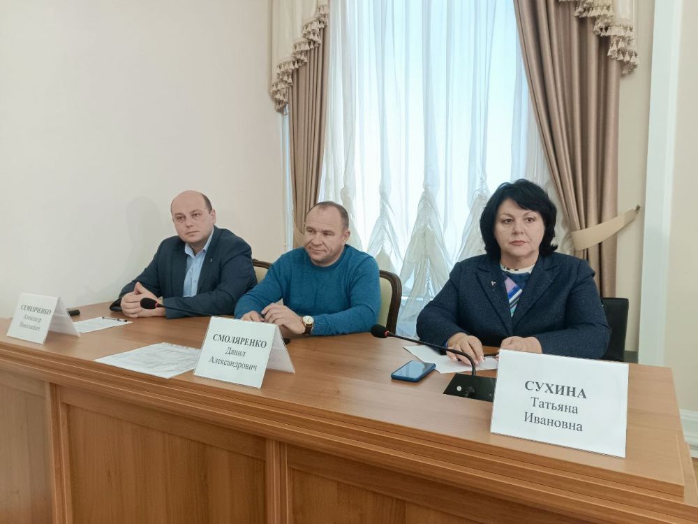Сегодня прошло оперативно-хозяйственное совещание администрации Симферополя Сегодня прошло оперативно-хозяйственное совещание администрации Симферополя