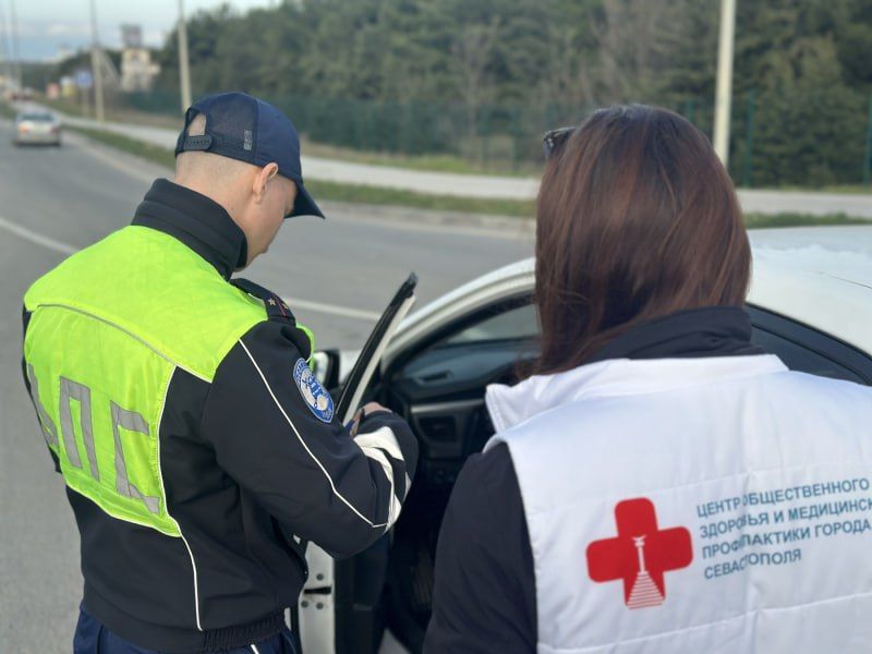 В Севастополе Госавтоинспекция и медицинские работники провели акцию «Безопасный водитель» В Севастополе Госавтоинспекция и медицинские работники провели акцию «Безопасный водитель»