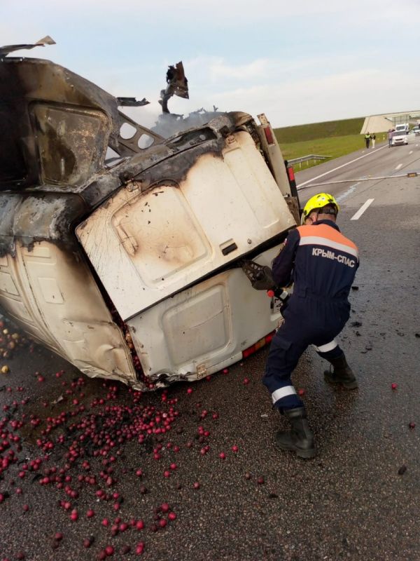 Лучшие из лучших!. В ежегодном конкурсе на лучший аварийно-спасательный отряд ГКУ РК "КРЫМ-СПАС" одержал победу Ленинский АСО. Второе место занял Евпаторийский АСО, а третье - Алуштинский АСО Лучшие из лучших!. В ежегодном конкурсе на лучший аварийно-спасательный отряд ГКУ РК "КРЫМ-СПАС" одержал победу Ленинский АСО. Второе место занял Евпаторийский АСО, а третье - Алуштинский АСО