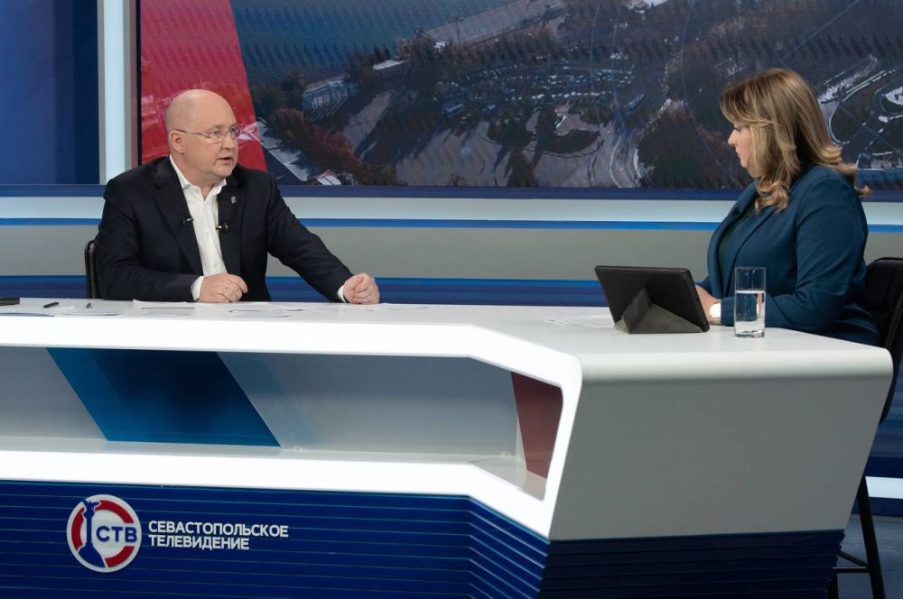 Михаил Развожаев: Сегодня вечером на телеканале СТВ провёл ежегодную прямую линию, отвечал на ваши вопросы Михаил Развожаев: Сегодня вечером на телеканале СТВ провёл ежегодную прямую линию, отвечал на ваши вопросы