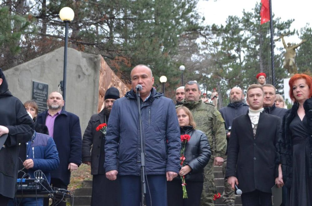 3 декабря - День неизвестного солдата 3 декабря - День неизвестного солдата