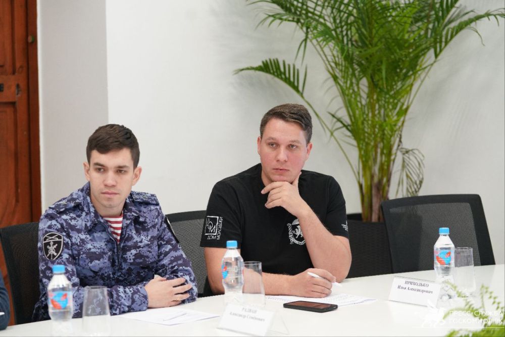 Алексей Зинченко: Молодежь гордится подвигами наших Героев! Алексей Зинченко: Молодежь гордится подвигами наших Героев!