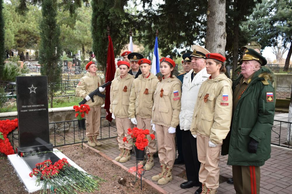«Имя твое неизвестно, подвиг твой бессмертен»! «Имя твое неизвестно, подвиг твой бессмертен»!