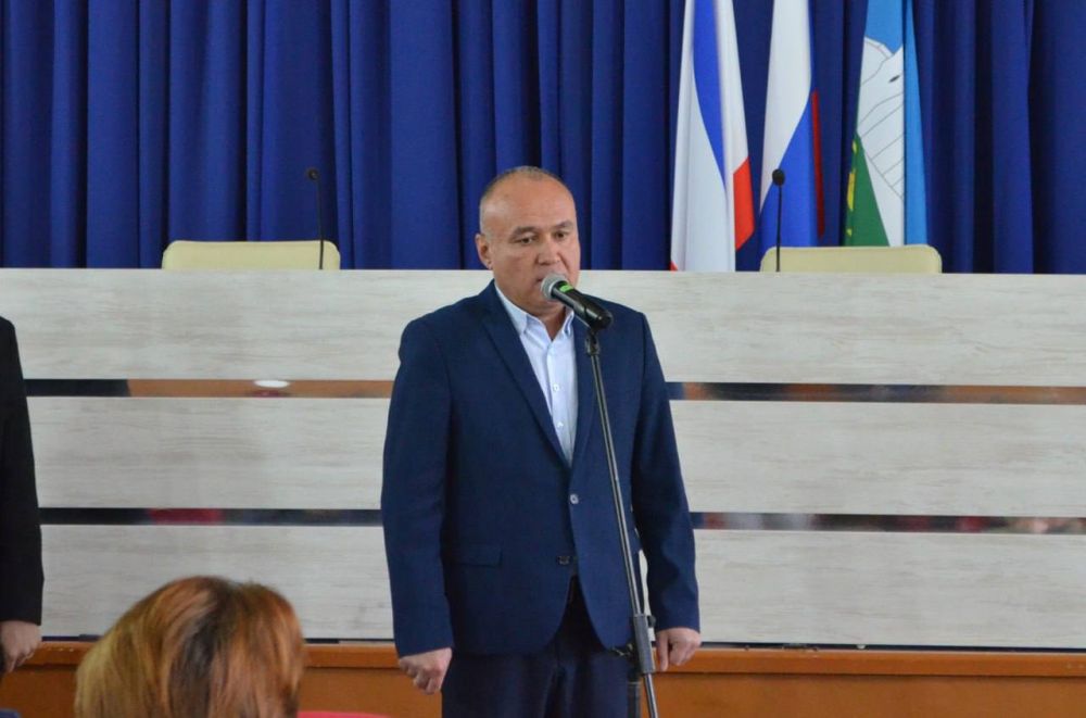 Государственными наградами «Орденом Мужества» посмертно удостоены Андрей Васильевич Тарапузов – рядовой, наводчик оператор второго мотострелокового отделения штурмового взвода штурмовой роты батальона морской пехоты... Государственными наградами «Орденом Мужества» посмертно удостоены Андрей Васильевич Тарапузов – рядовой, наводчик оператор второго мотострелокового отделения штурмового взвода штурмовой роты батальона морской пехоты...