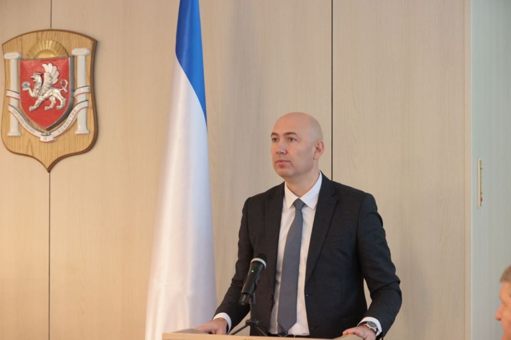 Владимир Константинов: На заседании Президиума Государственного Совета Республики Крым заслушали информацию о работе Государственного фонда «Защитники Отечества» и министерства труда и социальной защиты РК по реализации... Владимир Константинов: На заседании Президиума Государственного Совета Республики Крым заслушали информацию о работе Государственного фонда «Защитники Отечества» и министерства труда и социальной защиты РК по реализации...