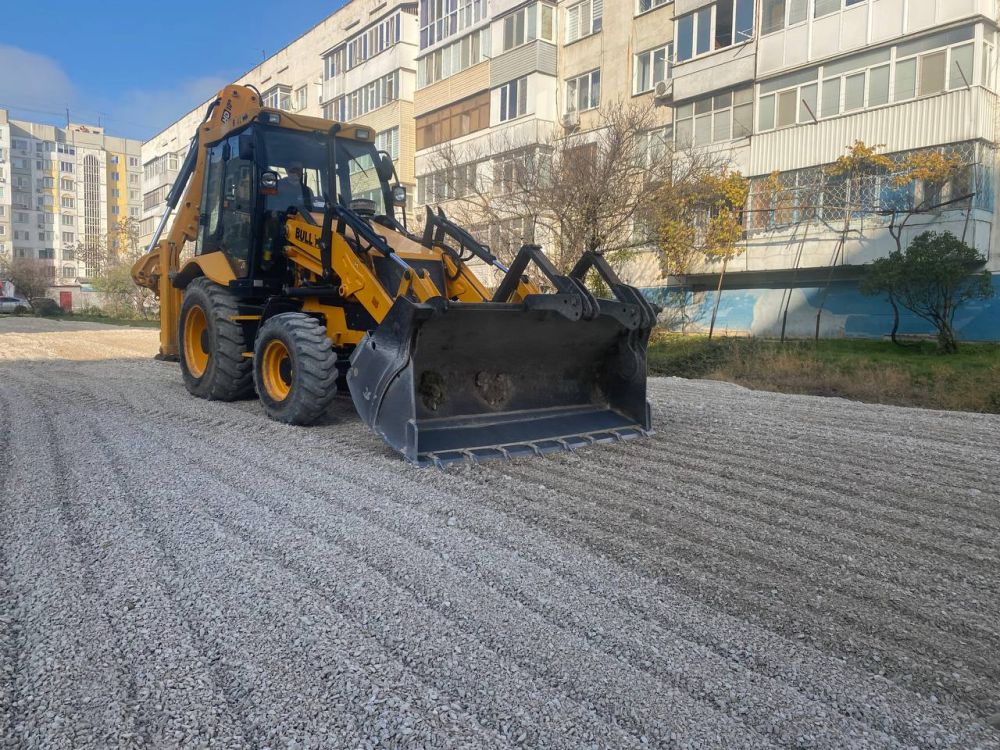 #жкх. Еще в одном из керченских дворов появилась экопарковка #жкх. Еще в одном из керченских дворов появилась экопарковка