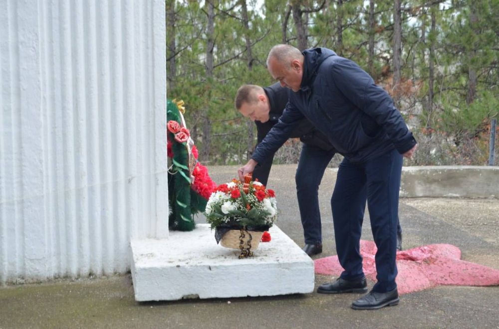 3 декабря - День неизвестного солдата 3 декабря - День неизвестного солдата