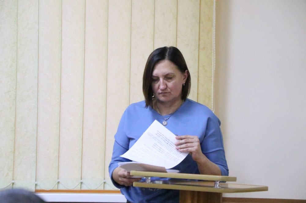 Ольга Урайкина: Сегодня в малом зале администрации Бахчисарайского района состоялись публичные слушания по обсуждению проекта решения Бахчисарайского районного совета «Бюджет муниципального образования Бахчисарайского района... Ольга Урайкина: Сегодня в малом зале администрации Бахчисарайского района состоялись публичные слушания по обсуждению проекта решения Бахчисарайского районного совета «Бюджет муниципального образования Бахчисарайского района...