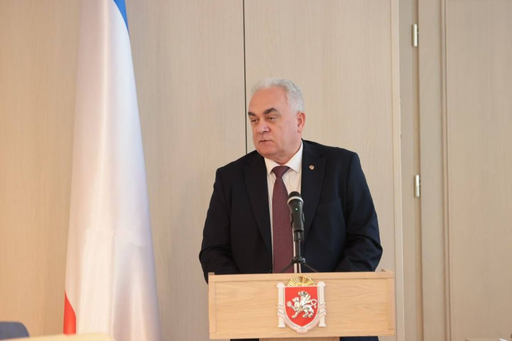 Депутаты крымского парламента обсудили состояние дорожной инфраструктуры и перспективы развития транспортной отрасли Депутаты крымского парламента обсудили состояние дорожной инфраструктуры и перспективы развития транспортной отрасли