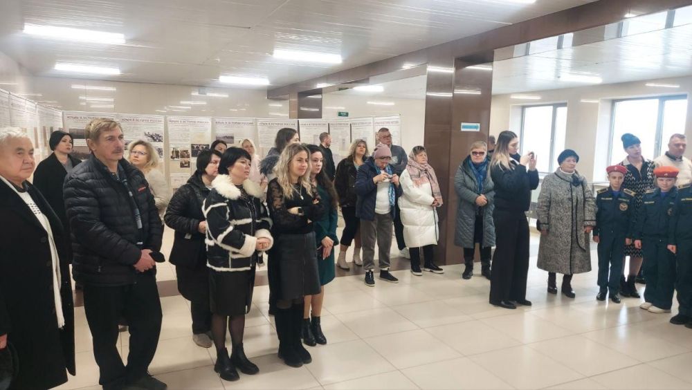 В Центре культуры и досуга г. Джанкоя состоялась презентация историко-документальной выставки «Крым в истории России» В Центре культуры и досуга г. Джанкоя состоялась презентация историко-документальной выставки «Крым в истории России»
