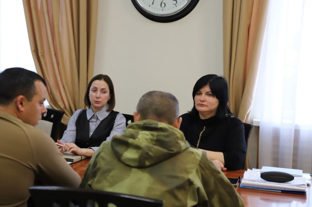 Анжелика Ястребова: Состоялся прием граждан главой администрации Бахчисарайского района Анжеликой Ястребовой Анжелика Ястребова: Состоялся прием граждан главой администрации Бахчисарайского района Анжеликой Ястребовой
