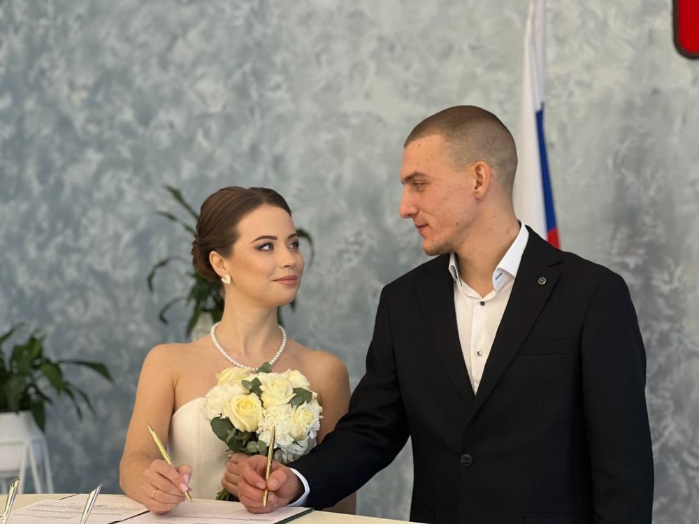 За последнюю неделю ноября в Крыму зарегистрировано рождение 350 детей и брак 142 пар новобрачных За последнюю неделю ноября в Крыму зарегистрировано рождение 350 детей и брак 142 пар новобрачных