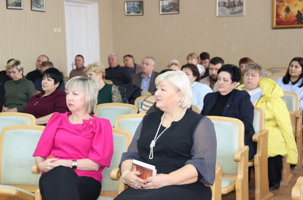 Под председательством помощника Главы Республики Крым Грецкого С.Н Под председательством помощника Главы Республики Крым Грецкого С.Н