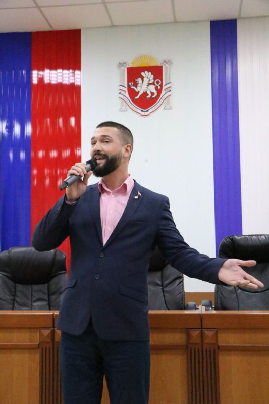 Ольга Урайкина: Сегодня состоялось торжественное награждение волонтеров, приуроченное ко дню добровольца Ольга Урайкина: Сегодня состоялось торжественное награждение волонтеров, приуроченное ко дню добровольца