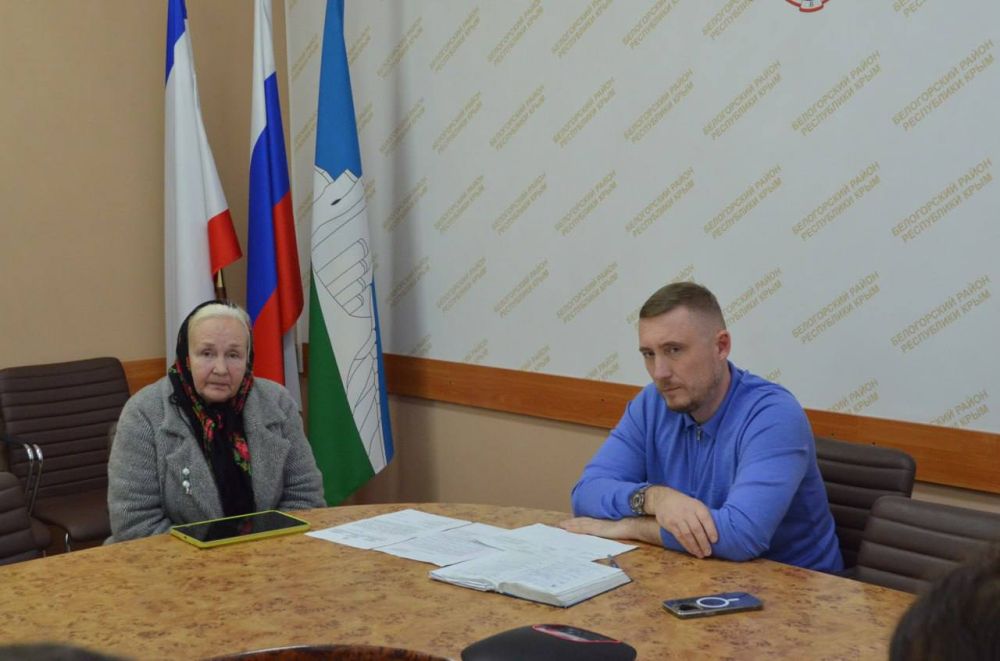 Сегодня в ходе личного приёма граждан рассмотрены вопросы выкупа арендуемого помещения, находящегося в муниципальной собственности в г. Белогорск и вопрос переноса трансформаторной подстанции в с. Криничное Сегодня в ходе личного приёма граждан рассмотрены вопросы выкупа арендуемого помещения, находящегося в муниципальной собственности в г. Белогорск и вопрос переноса трансформаторной подстанции в с. Криничное
