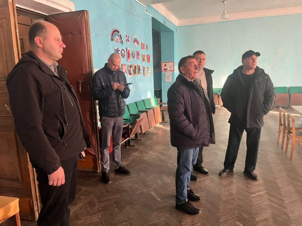 Юрий Гоцанюк: В сельских домах культуры Ленинского района в следующем году запланированы ремонтные работы, которые помогут вернуть этим учреждениям их былую функциональность Юрий Гоцанюк: В сельских домах культуры Ленинского района в следующем году запланированы ремонтные работы, которые помогут вернуть этим учреждениям их былую функциональность
