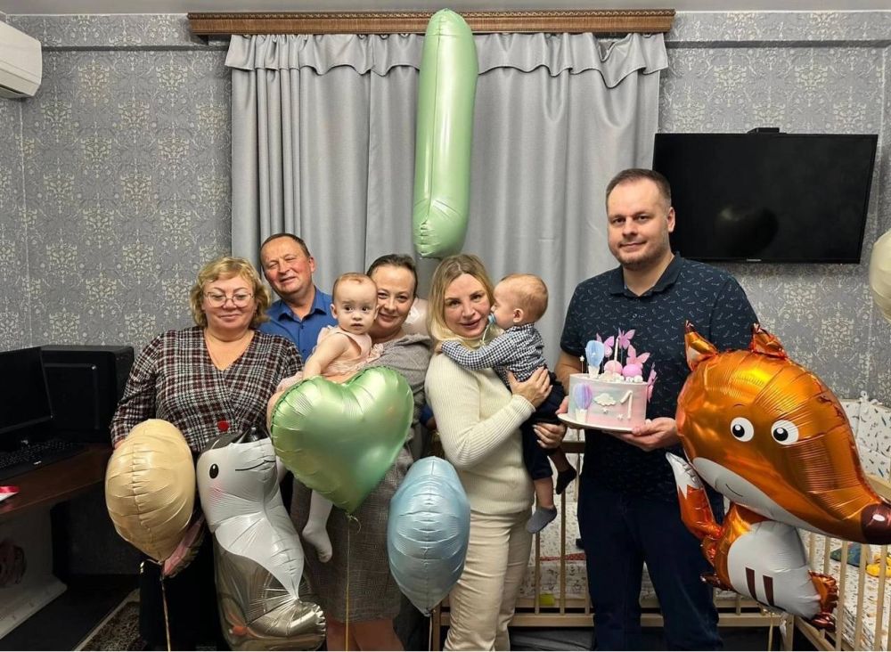 Ольга Торубарова: 5 декабря свой первый юбилей отметили наши малыши: Владимир и Виктория! Ольга Торубарова: 5 декабря свой первый юбилей отметили наши малыши: Владимир и Виктория!