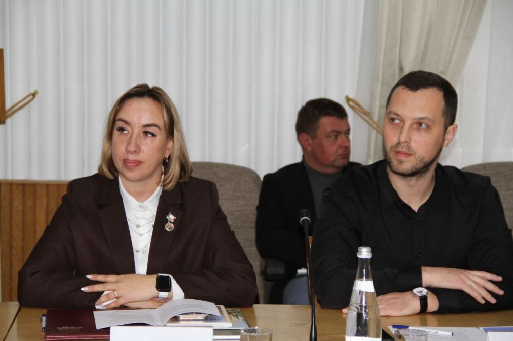 Константин Шимановский: По инициативе общественного совета провели конференцию «Консолидация российского общества - ответы на вызовы времени» Константин Шимановский: По инициативе общественного совета провели конференцию «Консолидация российского общества - ответы на вызовы времени»