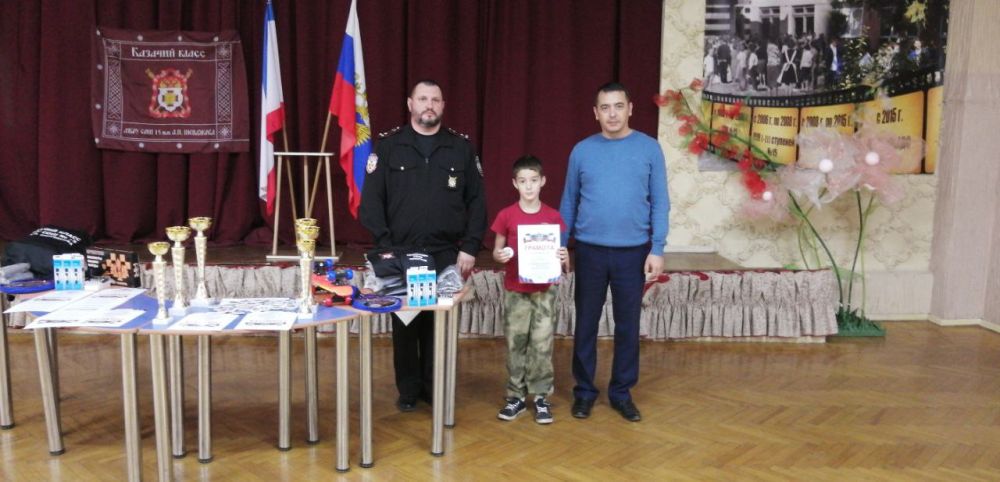 5 декабря в МБОУ «СОШ № 15 им. А.П. Шеплякова» состоялось торжественное мероприятие, посвященное чествованию победителей спартакиады «Покровские ворота», проводимой в рамках праздника Дня Матери-казачки 5 декабря в МБОУ «СОШ № 15 им. А.П. Шеплякова» состоялось торжественное мероприятие, посвященное чествованию победителей спартакиады «Покровские ворота», проводимой в рамках праздника Дня Матери-казачки