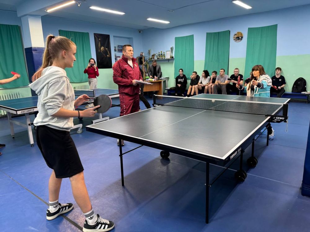 5 декабря в спортивно-досуговом клубе «Секрет» отдел по вопросам физической культуры и спорта, работе с молодежью совместно со спортивно-досуговым центром города и организацией «Ассоциация инвалидов» г. Феодосия провел... 5 декабря в спортивно-досуговом клубе «Секрет» отдел по вопросам физической культуры и спорта, работе с молодежью совместно со спортивно-досуговым центром города и организацией «Ассоциация инвалидов» г. Феодосия провел...