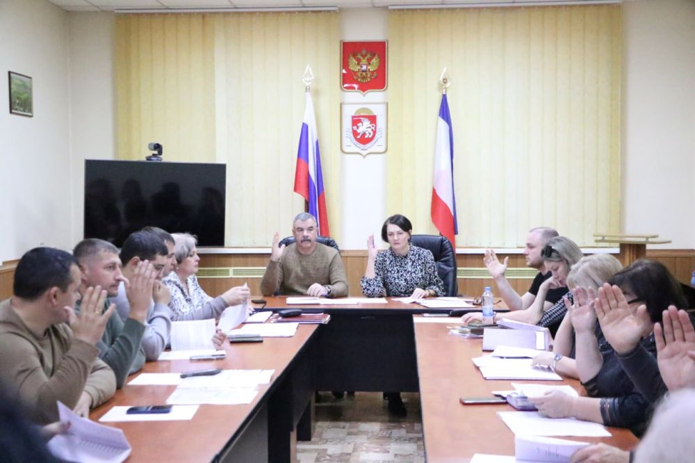 Ольга Урайкина: В малом зале администрации Бахчисарайского района состоялось совместное заседание постоянных депутатских комиссий Бахчисарайского районного совета Ольга Урайкина: В малом зале администрации Бахчисарайского района состоялось совместное заседание постоянных депутатских комиссий Бахчисарайского районного совета