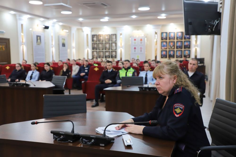 В Управлении МВД России по г. Севастополю прошло мероприятие по профилактике коррупционных правонарушений среди сотрудников ОВД В Управлении МВД России по г. Севастополю прошло мероприятие по профилактике коррупционных правонарушений среди сотрудников ОВД
