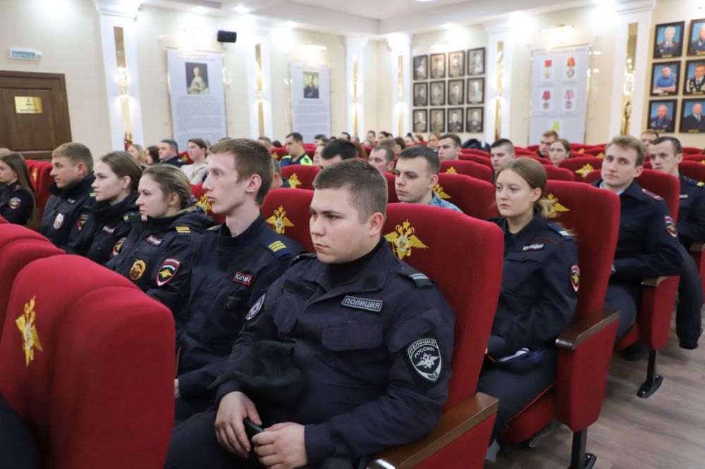 В Управлении МВД России по г. Севастополю прошло мероприятие по профилактике коррупционных правонарушений среди сотрудников ОВД В Управлении МВД России по г. Севастополю прошло мероприятие по профилактике коррупционных правонарушений среди сотрудников ОВД