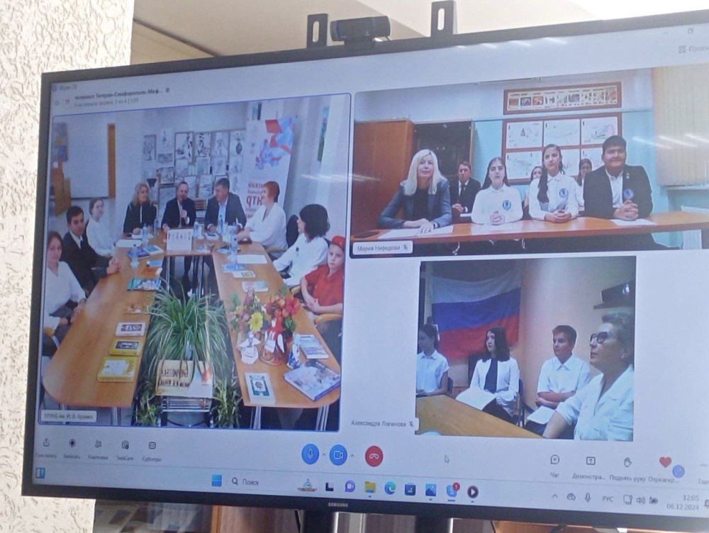 Привет из Симферополя!. Шестой международный телемост под лозунгом «Семья – это мы» прошёл в Республиканской библиотеке имени Франко в Симферополе. Традиционно участниками стали 18 симферопольская школа имени Ивана Богатыря... Привет из Симферополя!. Шестой международный телемост под лозунгом «Семья – это мы» прошёл в Республиканской библиотеке имени Франко в Симферополе. Традиционно участниками стали 18 симферопольская школа имени Ивана Богатыря...