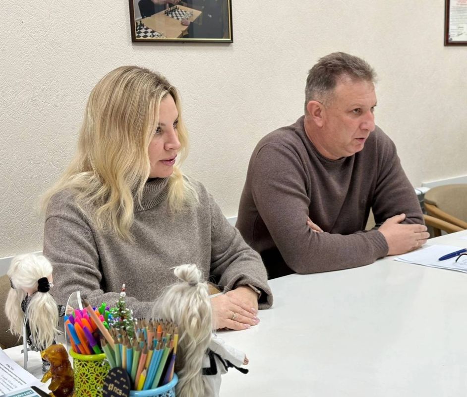 Ольга Торубарова: Вручила благодарности за активную жизненную позицию, пропаганду здорового образа жизни, популяризацию греко-римской борьбы в Республике Крым и успешное выступление на Чемпионате мира по греко-римской... Ольга Торубарова: Вручила благодарности за активную жизненную позицию, пропаганду здорового образа жизни, популяризацию греко-римской борьбы в Республике Крым и успешное выступление на Чемпионате мира по греко-римской...