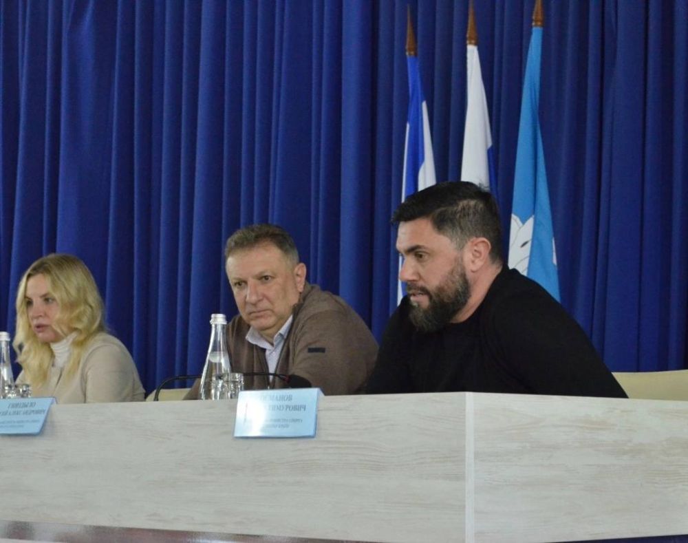 Ольга Торубарова: Совместно с главой администрации Белогорского Района Дмитрием Сергеевичем Чумаковым провели рабочую встречу со спортивными организациями и общественностью по проблемным вопросам развития спорта Ольга Торубарова: Совместно с главой администрации Белогорского Района Дмитрием Сергеевичем Чумаковым провели рабочую встречу со спортивными организациями и общественностью по проблемным вопросам развития спорта