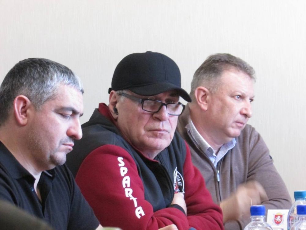 Ольга Торубарова: В штаб-квартире Крымского футбольного союза прошло рабочее совещание Ольга Торубарова: В штаб-квартире Крымского футбольного союза прошло рабочее совещание
