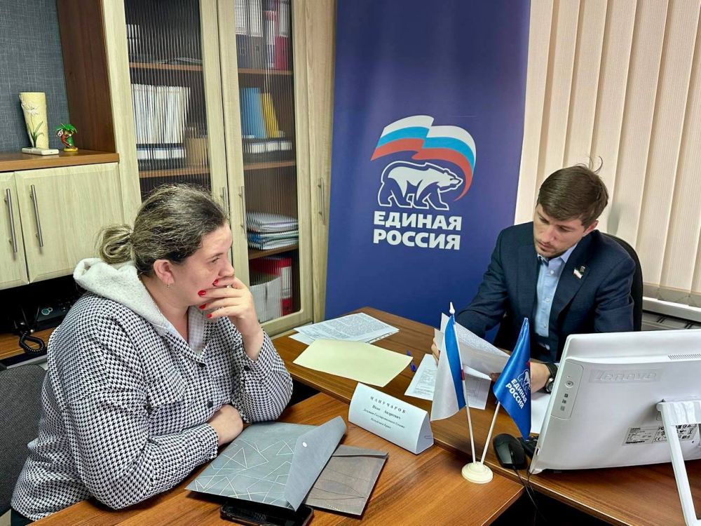 Иван Манучаров: Сегодня также провёл личный приём граждан в пгт Нижнегорский Иван Манучаров: Сегодня также провёл личный приём граждан в пгт Нижнегорский